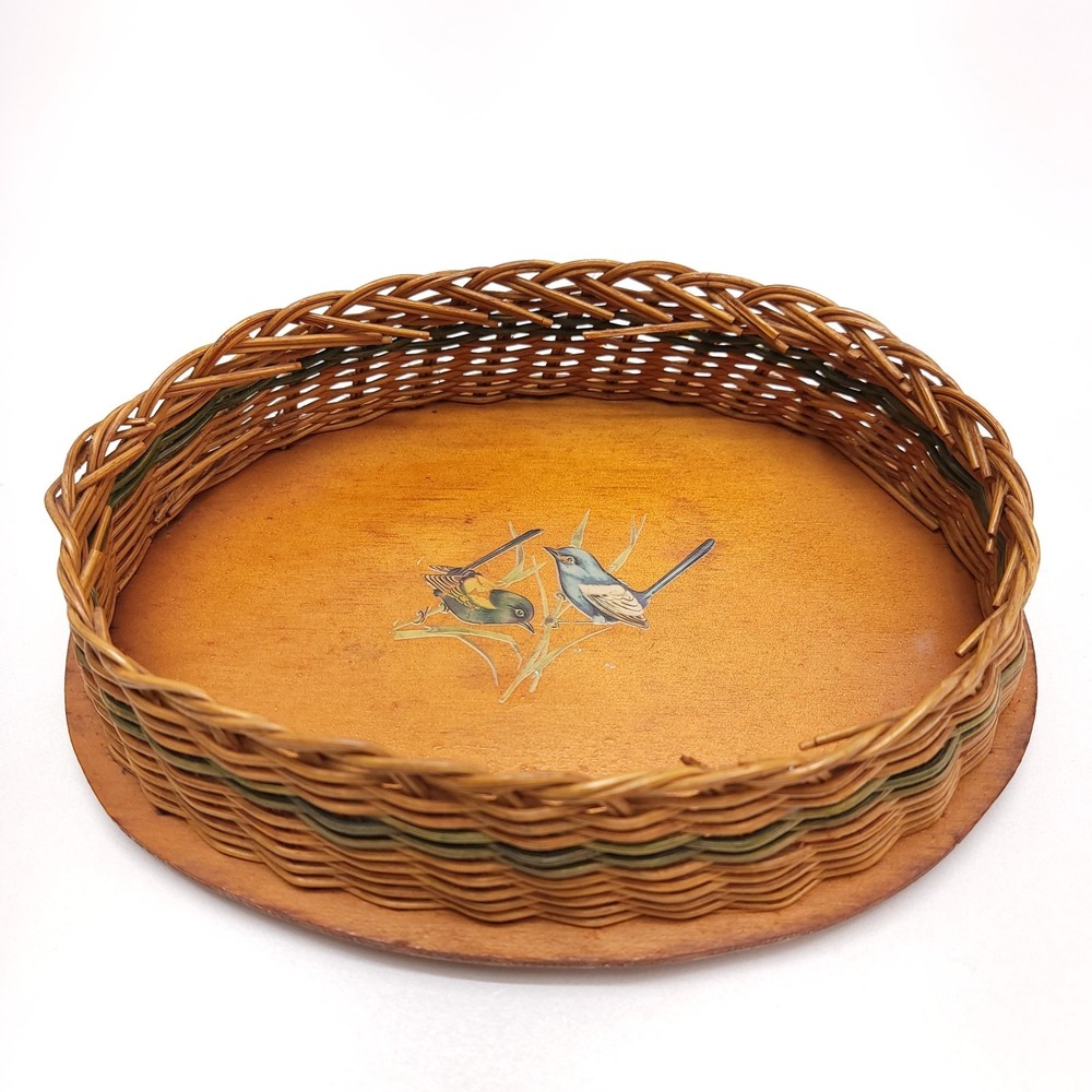 Vintage Wicker Rattan Woven Basket Tray Song Birdโ Boho Farmhouse MCM 10" Oval